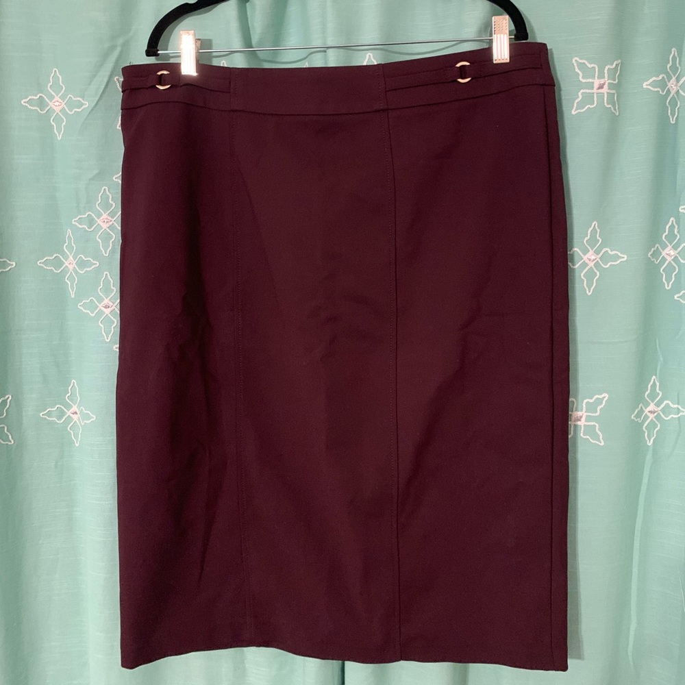 Burgundy pencil skirt size 18 NWOT